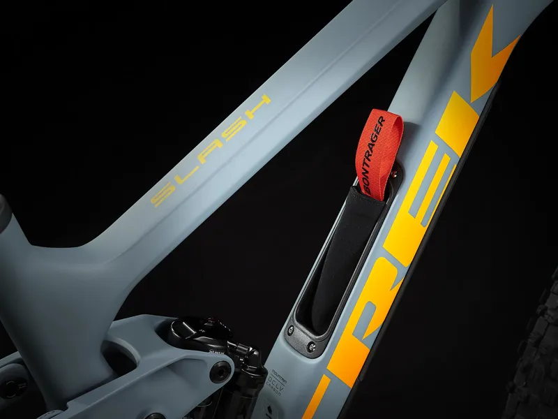 2022 Trek Slash 9.8 GX AXS Mountain Bike in Blue-4